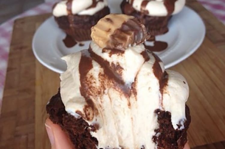 chocolate-peanut-butter-protein-cupcakes