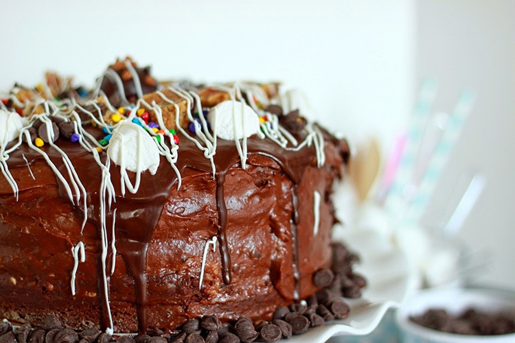 cookie-dough-protein-birthday-cake