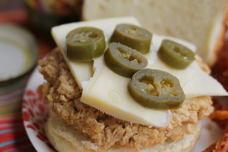 jalapeno-white-bean-burgers