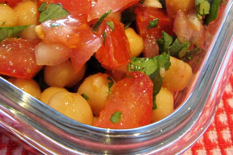 mexican-chickpea-salad