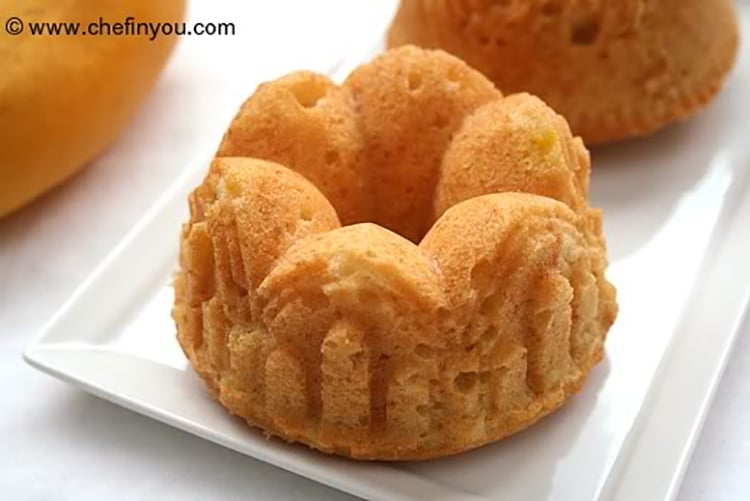 protein-mango-yogurt-cake