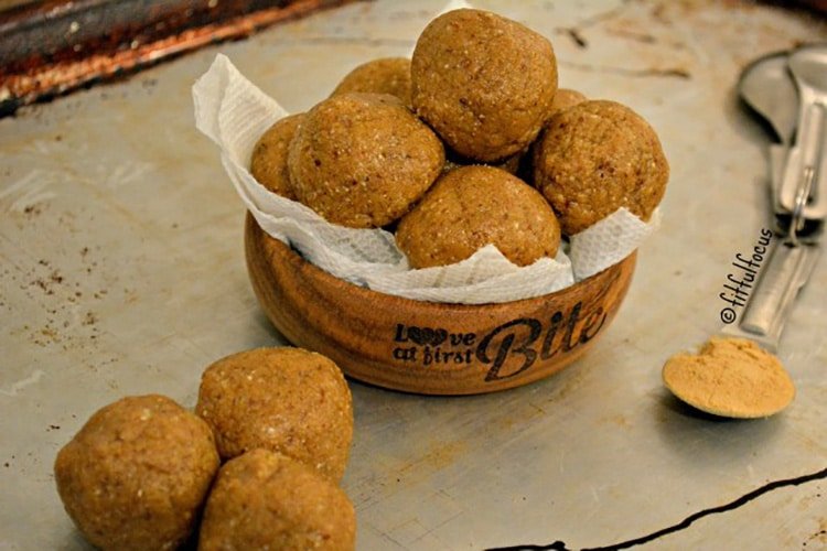 Gingerbread-Protein-Bites