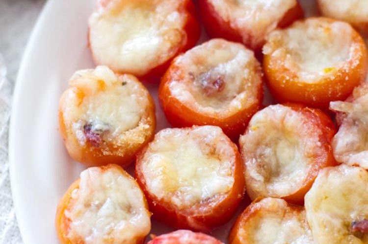 Stuffed-Tomatoes-post-workout-snack