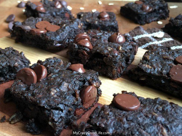 black-bean-brownie-protein-bites