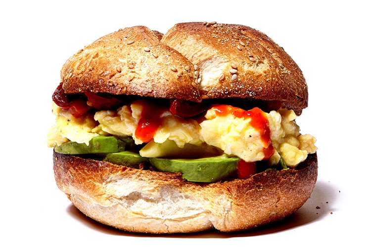 egg-and-avocado-breakfast-sandwich
