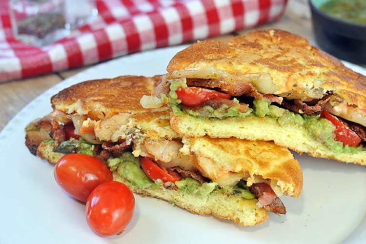 baconavocadocheesesandwich