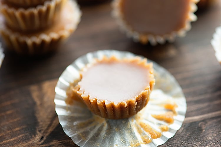 maple-fudge-fat-bombs