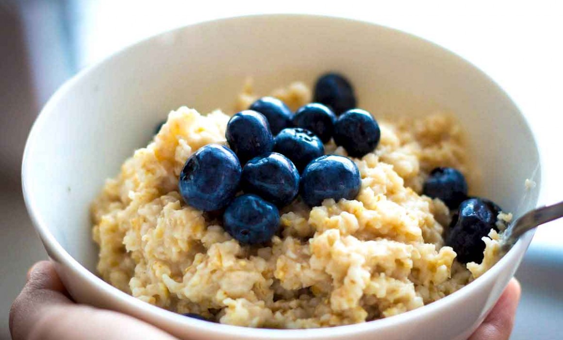 Oats and blueberries