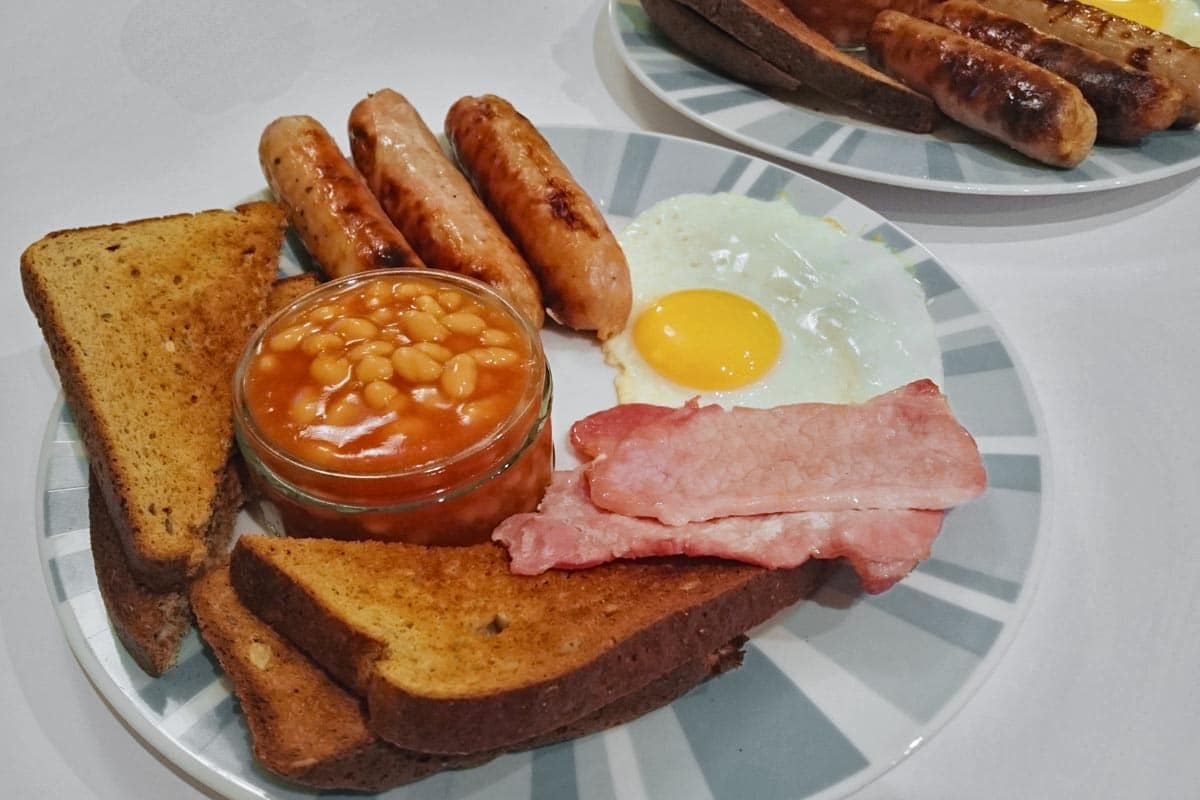 Full English with musclefoods low fat sausages and bacon medallions