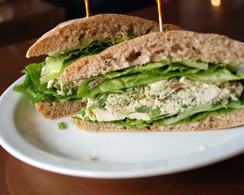 Chicken_salad_sandwich