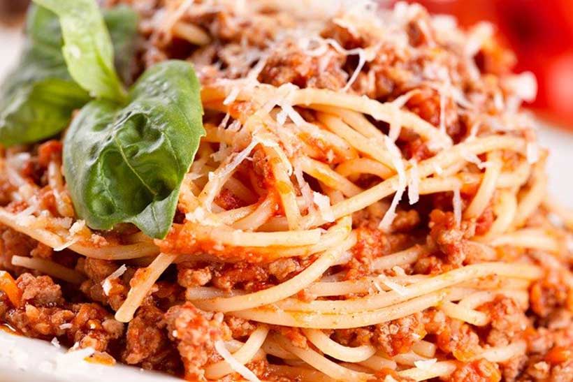 25.  Slow Cooker Cheesy Spaghetti with Homemade Sausage