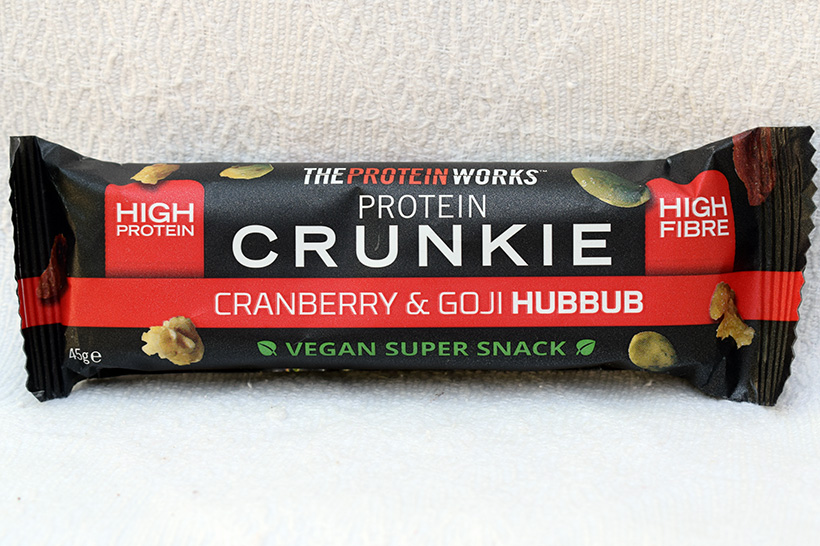 The protein works protein snacks Protein crunkie Cranberry and Goji Hubbub flavour packaging